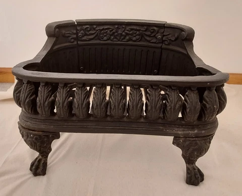 Antique Cast Iron PEERLESS MFG 1889 Fireplace Grate Claw & Ball Legs Excellent Cover