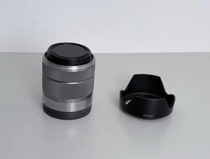 Sony 18-55mm OSS - SEL1855 für E-Mount - silber - gebraucht - Bild 1 von 3