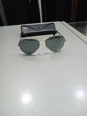 Ray-ban Aviator Rb3025 Tg55 Argento Lenti Specchio Argento Ottime Condiz. A900 - Immagine 1 di 4