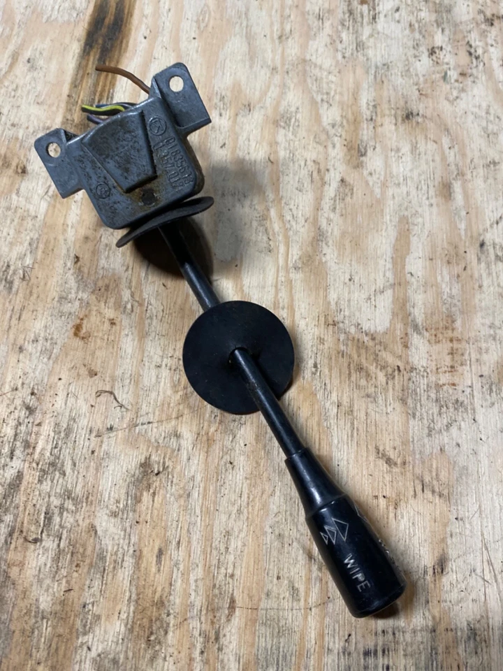 BMW 2002tii windshield wiper switch 1600 ti e10 used 1357012 - Image 1 of 3