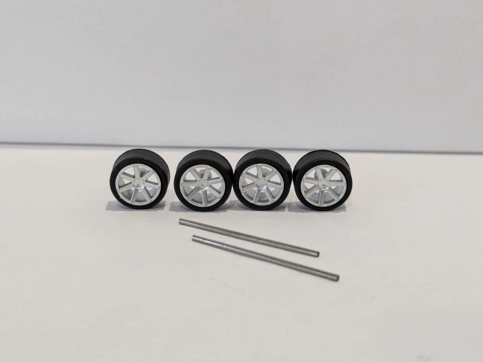 Ruedas y neumáticos estilo jinete real nicho cóncavo plateado escala 1:64 10 mm Foto 1 de 1