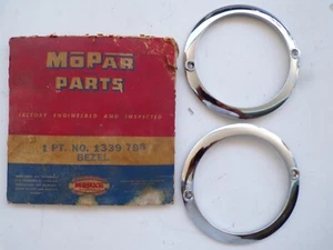 1950 Dodge NOS Mopar Park Lens and Bezels - Picture 1 of 3