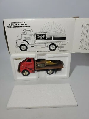 1ST GEAR JAMES INDUSTRIES 50 ANNI SLINKY 1952 GMC FLATBED 1/34 PRESSOFUSO 19-1315 - Immagine 1 di 3