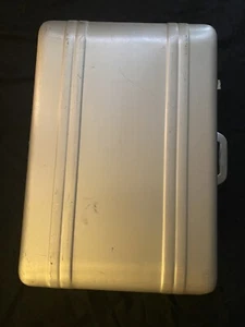 Vintage Zero Halliburton Aluminum 26X18X8 Camera Case No Lining/Foam Circa 70s - Picture 1 of 12