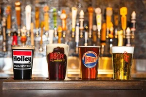 Holley Logo 4er Pack Pub Glas Sortiment Motorsport Rennen Fan Geschenk für Papa 16oz - Bild 1 von 5