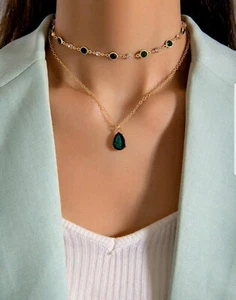 2er Set Wunderschönes Halsband Halskette Gold Hohl Grün Wassertropfen Damen Anhänger Süß - Bild 1 von 6