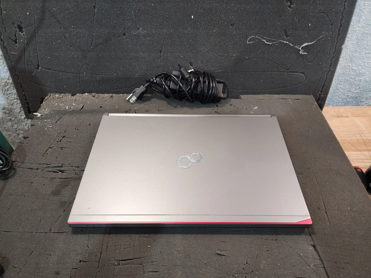 Fujitsu 8 GB RAM PC Laptops & Netbooks 256 GB SSD Capacity for