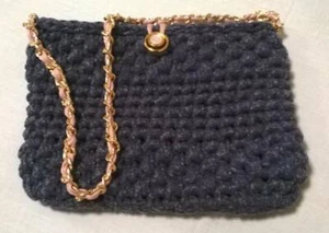 BORSA IN FETTUCCIA COLOR ANTRACITE CON TRACOLLA  IN METALLO HANDMANDE  - Foto 1 di 6