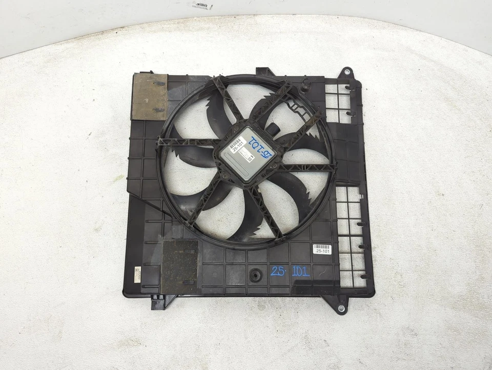 2020-2024 Nissan Frontier Radiator Cooling Fan Motor & Shroud 21481-9By0a - Image 1 of 4