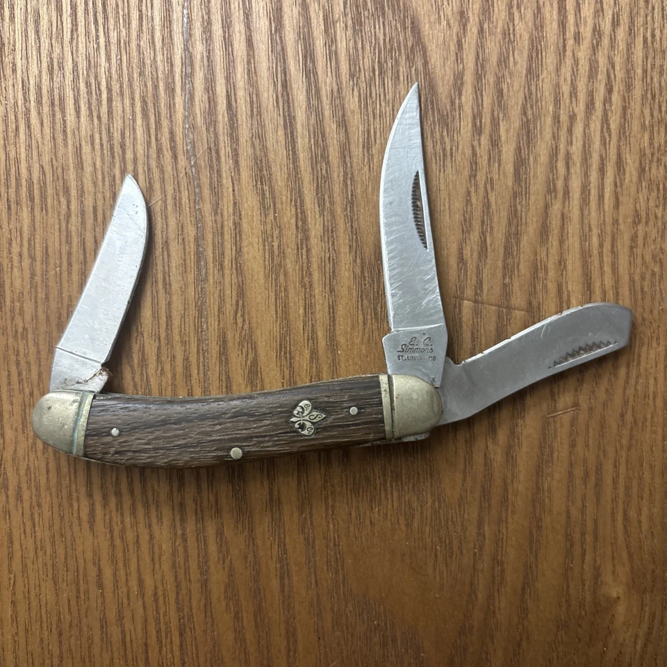 E.C. Simmons St Louis Mo. 3 Blade Stockman Pocket Knife - Image 1 of 3