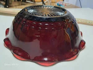 Rubinrot Glas Süßigkeiten Schüssel Schale gekräuselten Rand 6,75” Durchmesser x 2” hoch - Bild 1 von 8