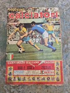 CALCIATORI PANINI 1972/73 ALBUM COMPLETO Mancano Solo 2 figurine - Foto 1 di 12