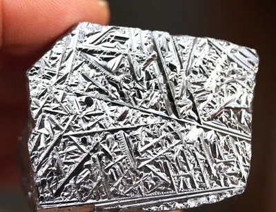 Reines Silizium aus Freiberg, seltenes 6-Eckkristall 80 g, 4,5 cm, (12 -B) - Bild 1 von 2