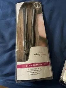 Studio 35 Beauty 1" Ceramic Plates Flat Iron Hair Straightener NIP - Picture 1 of 10