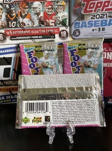 1996 NFL Football UD Collectors Choice Update (12 cards) Factory Sealed Wax Pack - Picture 1 of 3