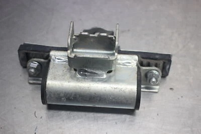 09-16 Yamaha FZ6R Gas Fuel Tank Bracket - Image 1 of 4