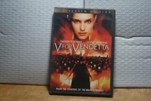 V for Vendetta DVD Action Thriller 2005 R Natalie Portman Hugo Weaving SCFI WS - Picture 1 of 3