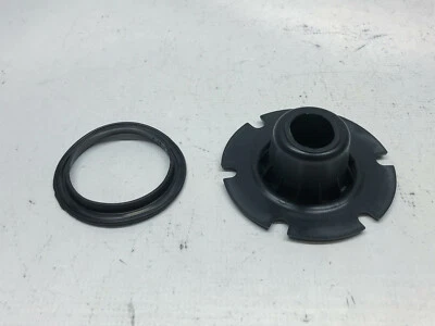 Boquilla de llenado del tanque BMW F650CS FUEL TANK Filler Neck (6) 03' Foto 1 de 4