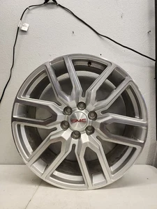  22" x 9" Chrome Alloy Replacement Wheel Rim 2022-2024 for Chevrolet GMC (2) - Picture 1 of 17