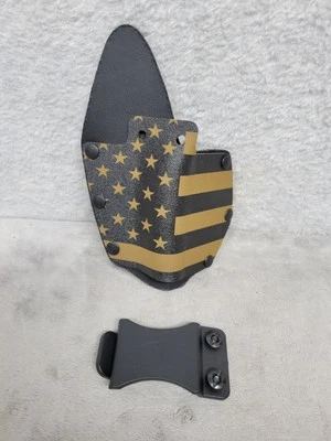 Funda Bullseye IWB Oculta para Zurdos Pistola de Calor Moldeada Pequeña - Bandera Camuflada Foto 1 de 4