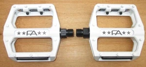 Pedals Freeagent FA Free Agent BMX Alloy Platform Body Molded Pins-Chromoly 9/16 - Picture 1 of 8