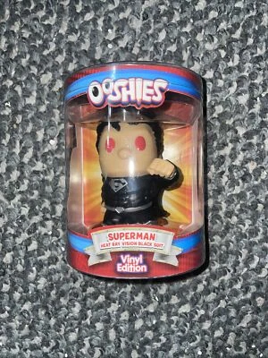 Фигурка Ooshies серия 2 DC SUPERMAN - HEAT RAY VISION ЧЕРНЫЙ КОСТЮМ виниловое издание 4 дюйма - Изображение 1 из 3