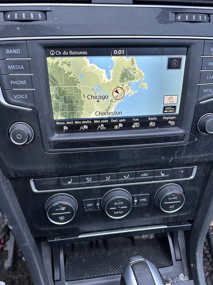 2016 VOLKSWAGEN GOLF GTI INFORMATION NAVIGATION DISPLAY SCREEN OEM 5GM919605 - Imagem 1 de 4