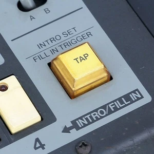 Roland TR-808 Vintage Analog Drum Machine Used Classic 80s Music Gear - Picture 1 of 11