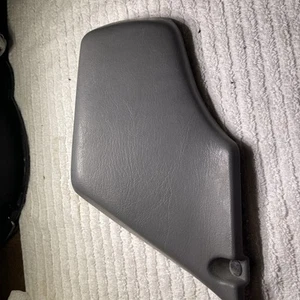 01-07 Ford F250 F350 Super Cab Seat Bracket Trim Panel Cover RH Right Passenger - Bild 1 von 8