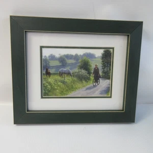 Robert Duncan Druck Mädchen Reiten Fahrrad Land Straße Pferd gerahmt - New Old Stock - Bild 1 von 8