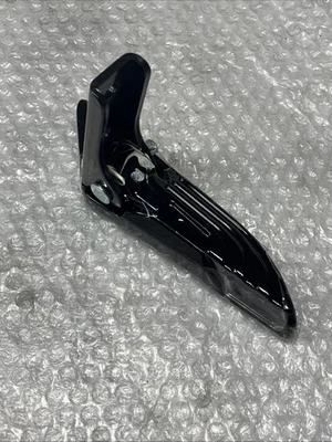 REPOSE PIED PASSAGER DROIT 1B00178700090 PIAGGIO LIBERTY 125 DE 2020-22 - Photo 1/4