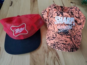 Lote de colección Sharps Miller cerveza a presión sombrero gorra malla camionero naranja rojo caza camuflaje - Imagen 1 de 14