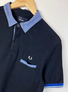 CAMISA POLO FRED PERRY Talla L (se ajusta como Mediana) Para Hombre Calce Ajustado Azul Marino - Imagen 1 de 6
