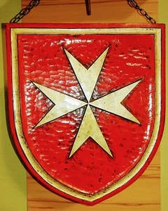 Malteser-Wappen | Handwerkliche, massive Schnitzerei | Lindenholz | ca. 35 cm h - Bild 1 von 4
