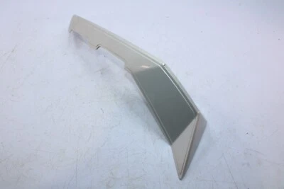 Painel de para-lama dianteiro lateral direito 2013 SKI-DOO GRAND TOURING 1200 517305232 - Imagem 1 de 4