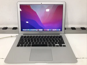 Apple MacBook Air 7,2 - 13" 1440x900 - i5-5250U - 8GB - 256GB SSD - Monterey - Afbeelding 1 van 10