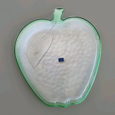 Bandeja de hojas de manzana Studio Nova plato grande borde verde vidrio transparente Foto 1 de 4