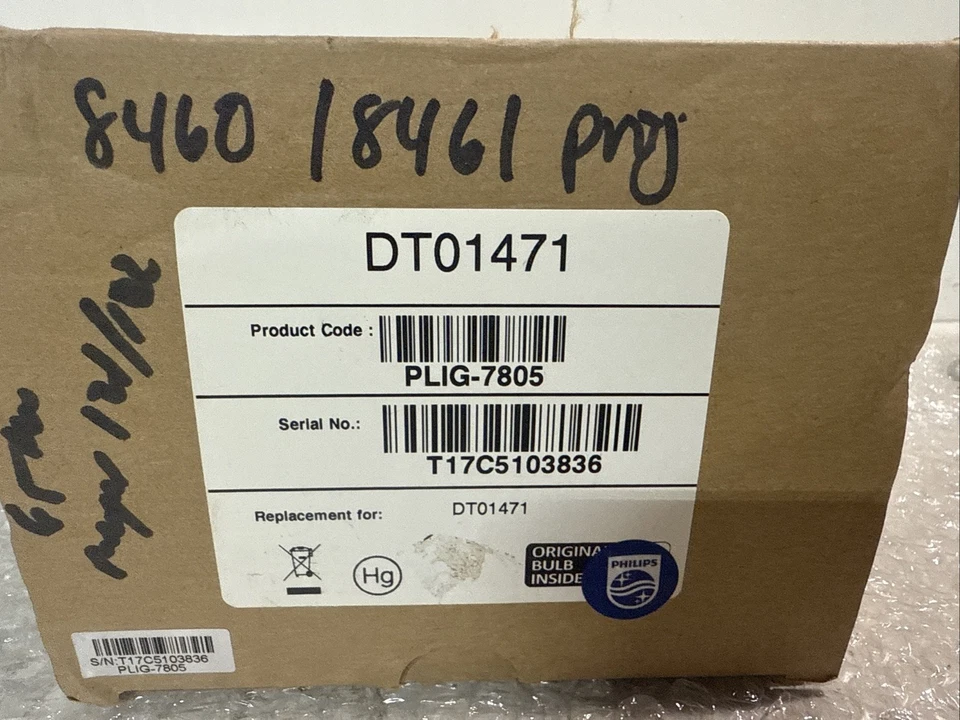 IET Genuine OEM Replacement Lamp for Hitachi DT01471 Projector (Philips Bulb) - Image 1 of 4