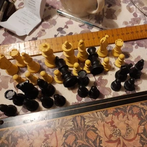 Schachplastik Bischof 5cm, Burg 3,5 schwarz Ritter 4,5 Set  - Bild 1 von 5