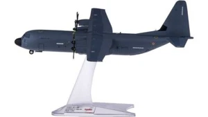 1:200 Herpa ARMEE DE L' AIR Lockheed Martin C-130J-30 Aircraft Diecast Model - Picture 1 of 5