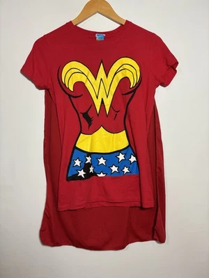 Wonder Woman Costume Short Sleeve T-shirt With Cape Womens M - Image 1 of 4
