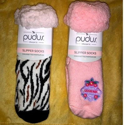 Calcetines Zapatilla Pudus Para Mujer Acogedores Forrados de Felpa Cebra y Mejor Abuela Rosa Foto 1 de 4