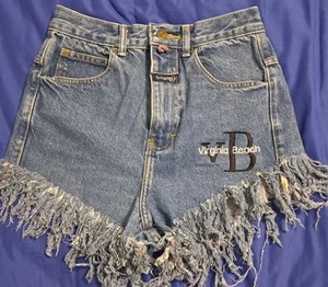 Girls Vintage Palmettos Virginia Beach Jean Shorts 14 - Picture 1 of 5