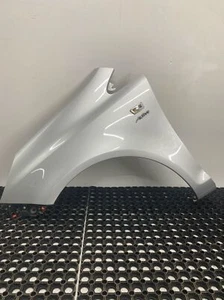 Kotflügel Seitenwand links vorne Silber OPEL Corsa D S07 93189645 - Bild 1 von 6
