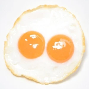 Fake Food HATANAKA Fried Egg with Two Yolks Real Meal Display Sample Faux Prop - Picture 1 of 2