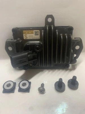 2020-2021 LEXUS NX300/NX300H OEM CRUIS CONTROL DISTANCE RADAR SENSOR 88210-33120 - Image 1 of 4