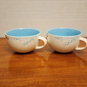 Davids David's Tea Cups (Set of 2) White w/Aqua Blue Interior Berries - EUC - Bild 1 von 10