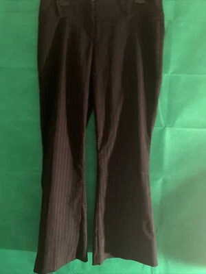 Pantalones de mujer Charlotte Russe negros a rayas cintura 34 pulgadas cremallera acampanada. 1016 Foto 1 de 4