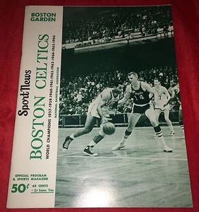 Boston Celtics Boston Garden 1966 Sport News Programa Oficial Bill Russell Coach - Imagen 1 de 1