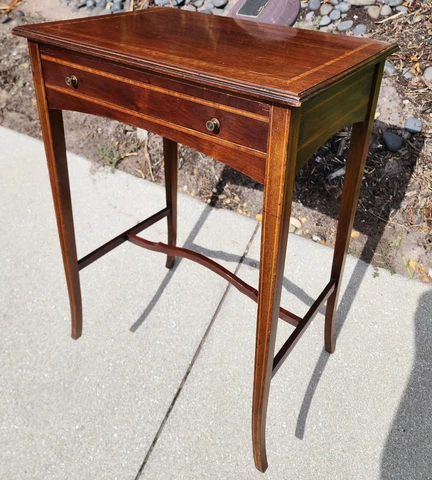 STRIKING ANTIQUE EDWARDIAN ONE DRAWER INLAID MAHOGANY SIDE TABLE / END TABLE Cover